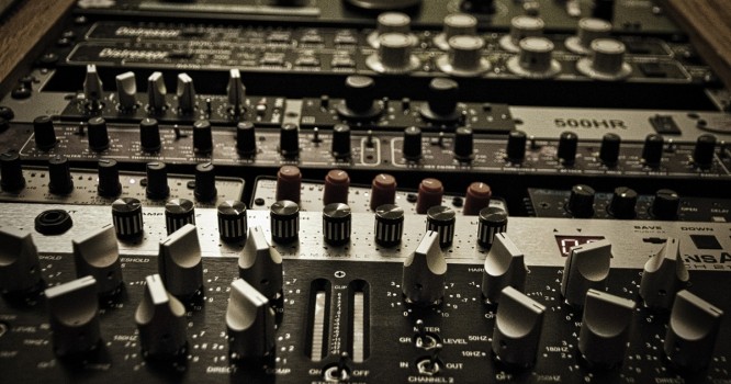 Studio 101: Compressors, Expanders, And Gates Explained